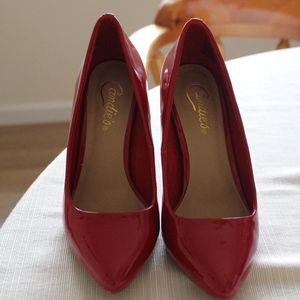 Candies Red Pumps